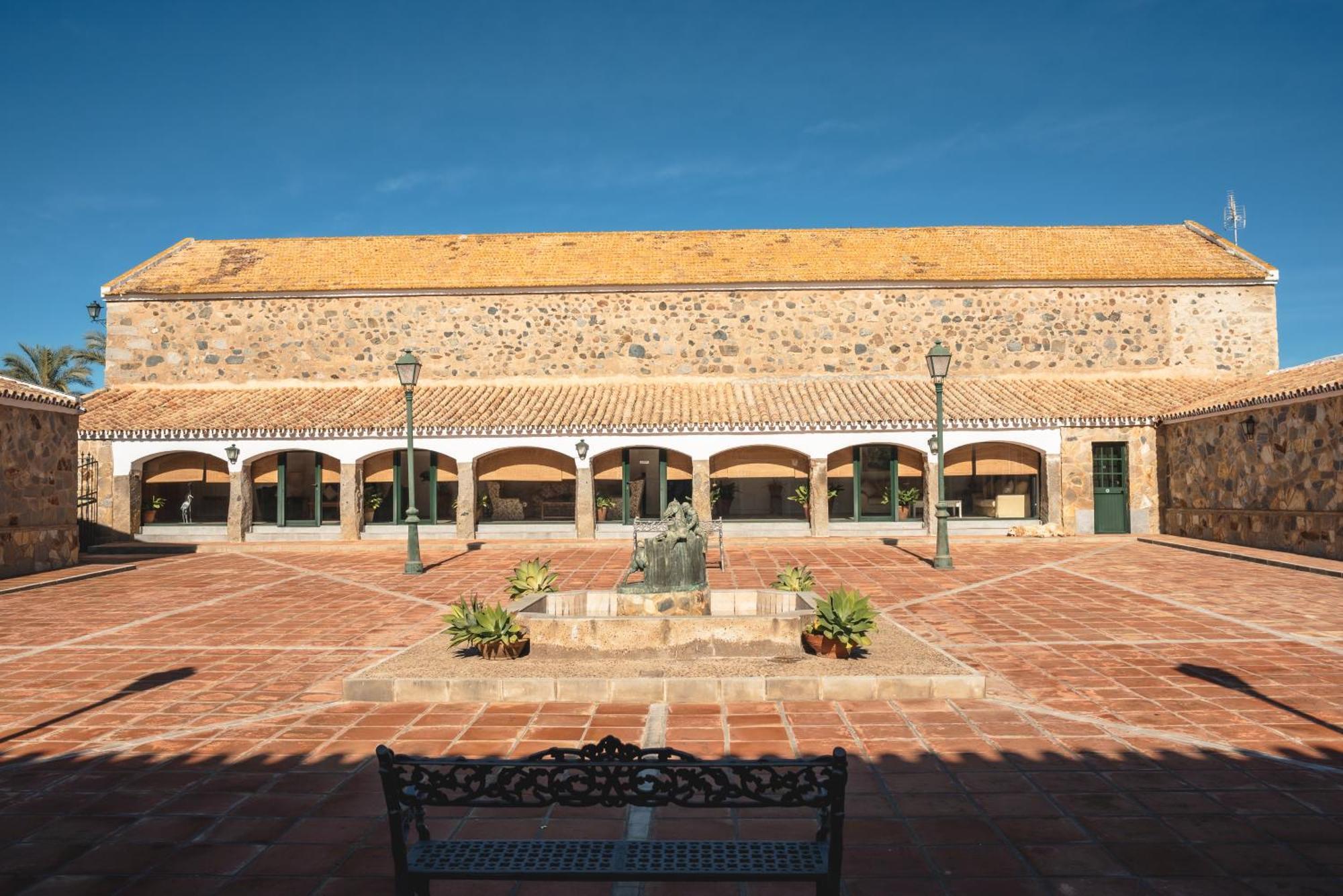 Alojamiento Rural Finca Barral El Garrobo Luaran gambar
